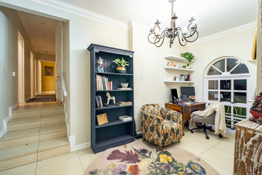 5 Bedroom Property for Sale in Bryanston Gauteng