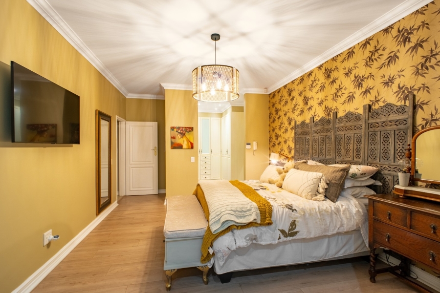 5 Bedroom Property for Sale in Bryanston Gauteng