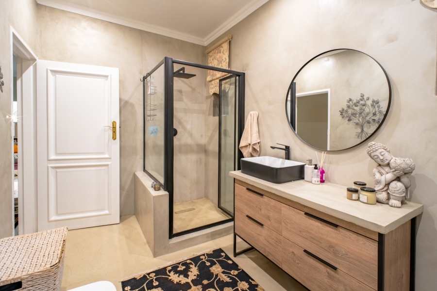 5 Bedroom Property for Sale in Bryanston Gauteng