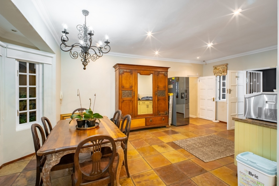 5 Bedroom Property for Sale in Bryanston Gauteng