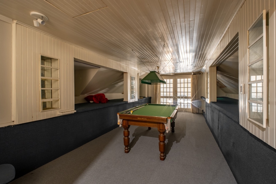 5 Bedroom Property for Sale in Bryanston Gauteng