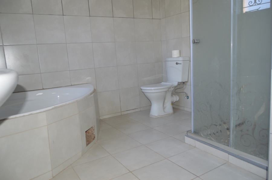 To Let 2 Bedroom Property for Rent in Krugersdorp North Gauteng
