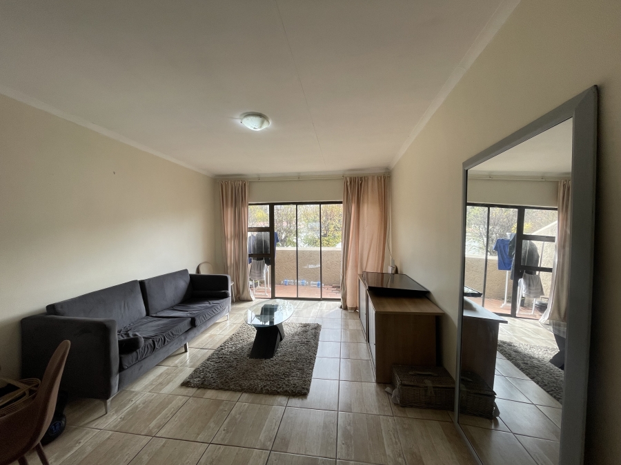 2 Bedroom Property for Sale in Buccleuch Gauteng