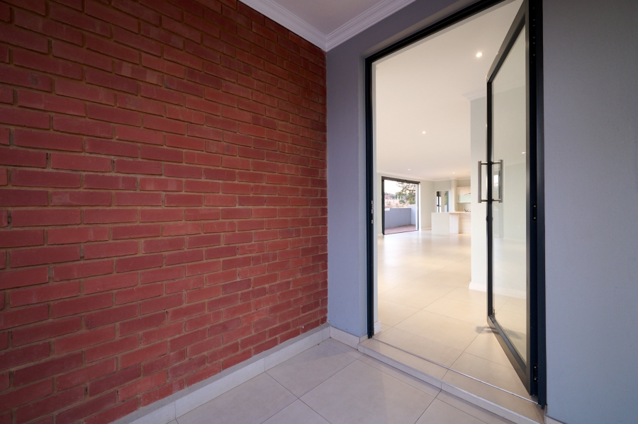 4 Bedroom Property for Sale in Waterfall Country Village Gauteng