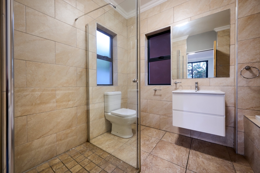 4 Bedroom Property for Sale in Waterfall Country Village Gauteng
