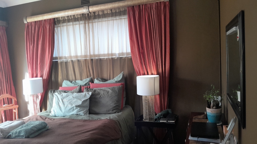 4 Bedroom Property for Sale in Vanderbijlpark SW 5 Gauteng