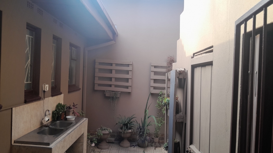 4 Bedroom Property for Sale in Vanderbijlpark SW 5 Gauteng