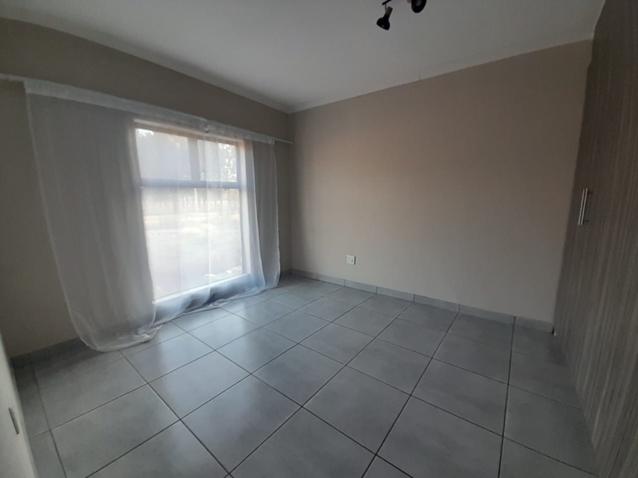 To Let 2 Bedroom Property for Rent in Meyerton Central Gauteng
