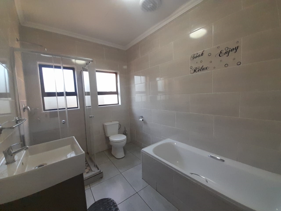 To Let 2 Bedroom Property for Rent in Meyerton Central Gauteng