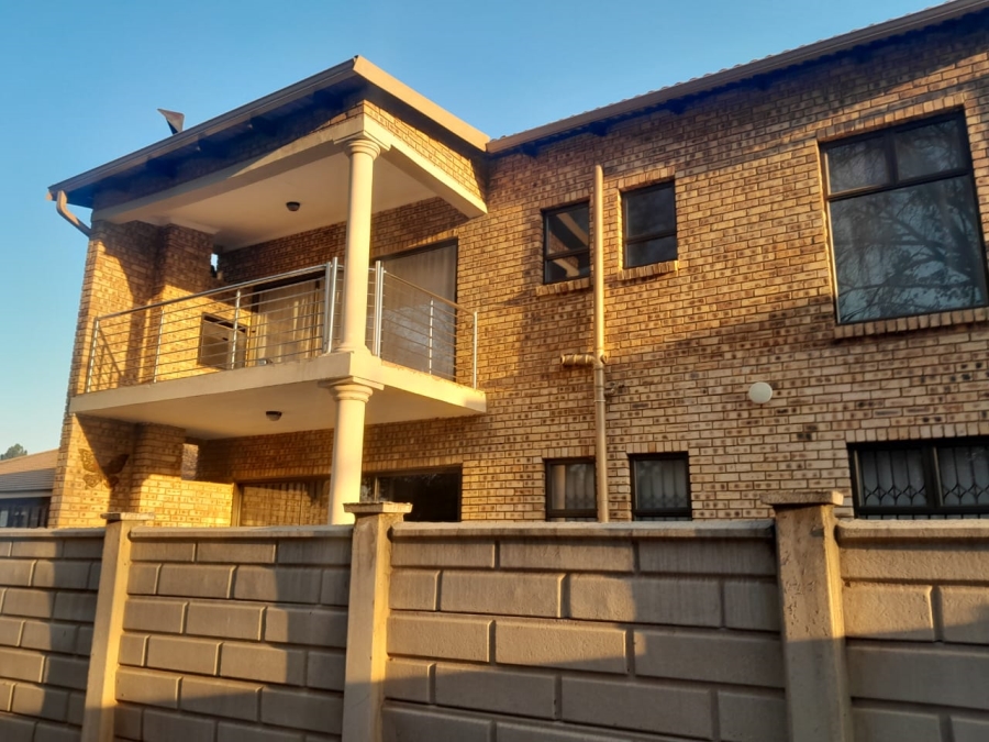 To Let 2 Bedroom Property for Rent in Meyerton Central Gauteng