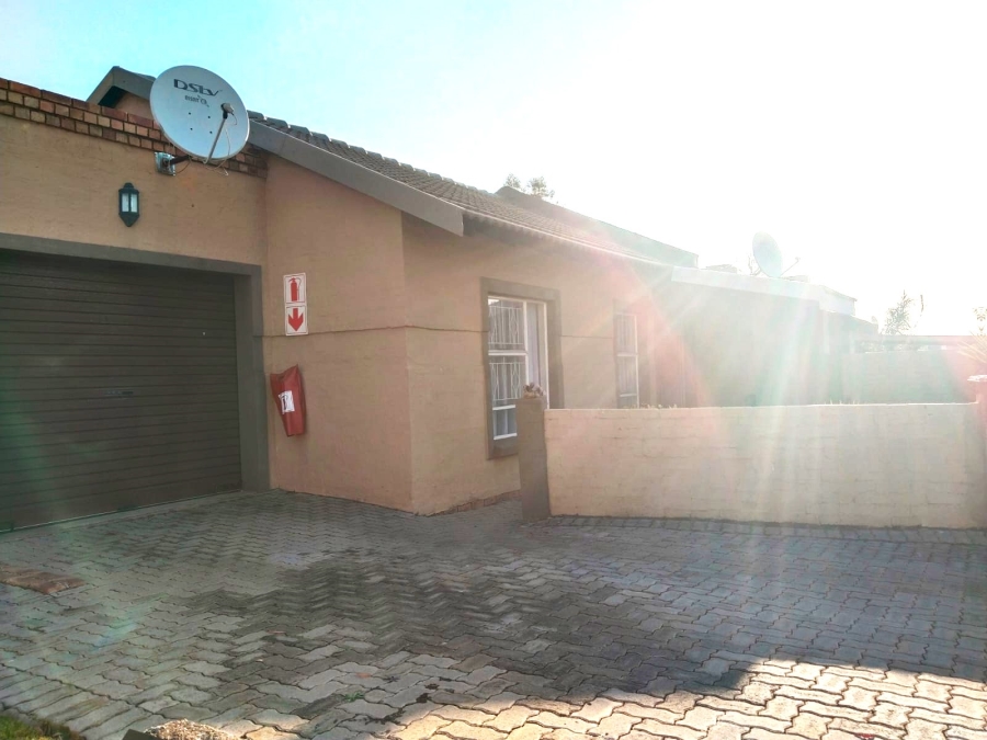 2 Bedroom Property for Sale in Riversdale Gauteng