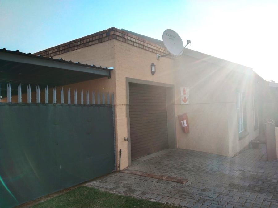 2 Bedroom Property for Sale in Riversdale Gauteng