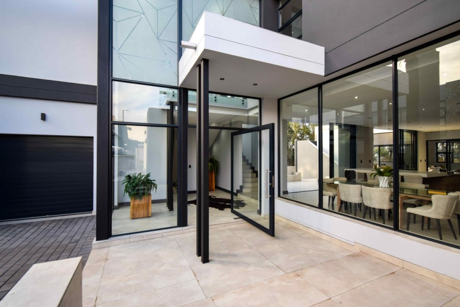 5 Bedroom Property for Sale in Midstream Ridge Gauteng