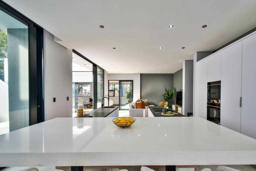5 Bedroom Property for Sale in Midstream Ridge Gauteng