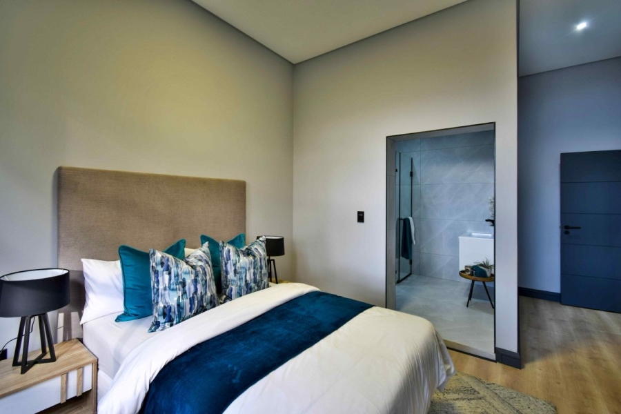 5 Bedroom Property for Sale in Midstream Ridge Gauteng
