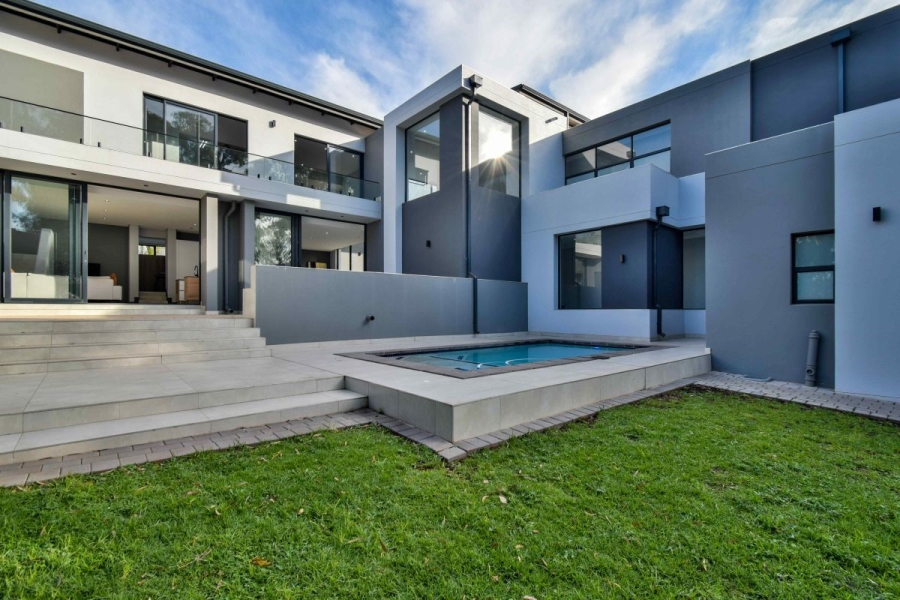 5 Bedroom Property for Sale in Midstream Ridge Gauteng