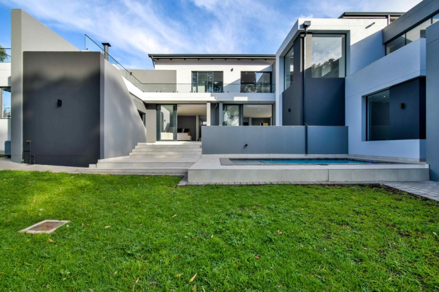 5 Bedroom Property for Sale in Midstream Ridge Gauteng