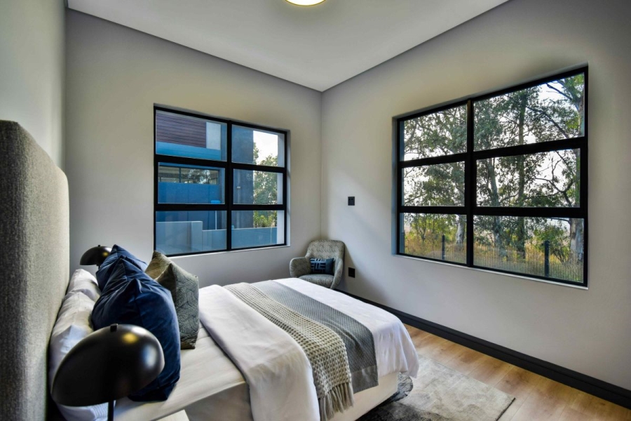 5 Bedroom Property for Sale in Midstream Ridge Gauteng