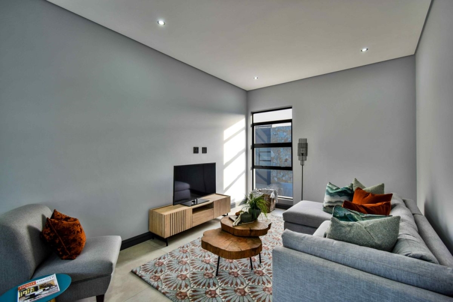 5 Bedroom Property for Sale in Midstream Ridge Gauteng