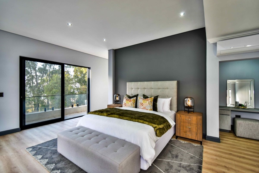 5 Bedroom Property for Sale in Midstream Ridge Gauteng