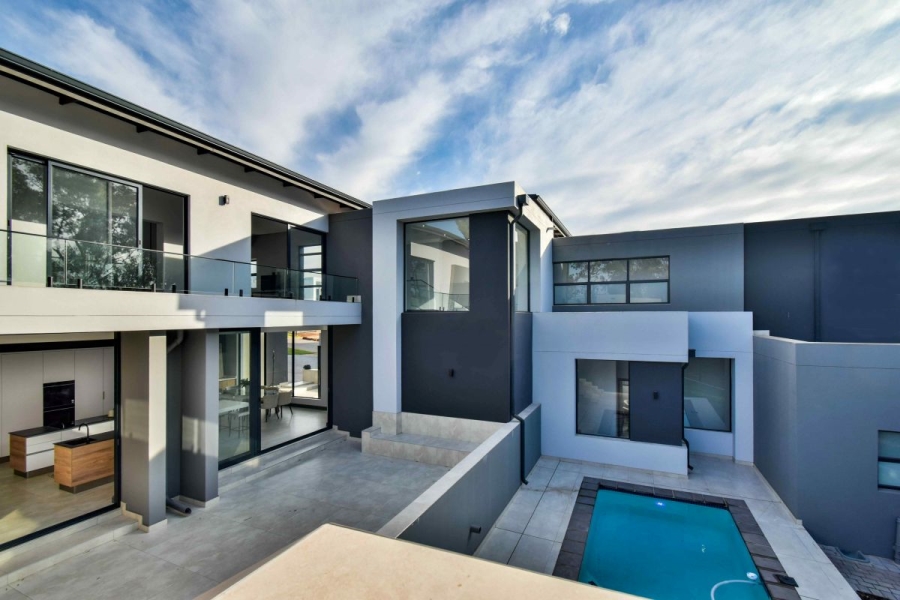 5 Bedroom Property for Sale in Midstream Ridge Gauteng