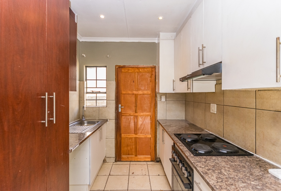 2 Bedroom Property for Sale in Cosmo City Gauteng