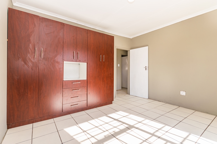 2 Bedroom Property for Sale in Cosmo City Gauteng