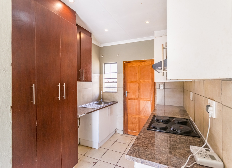 2 Bedroom Property for Sale in Cosmo City Gauteng