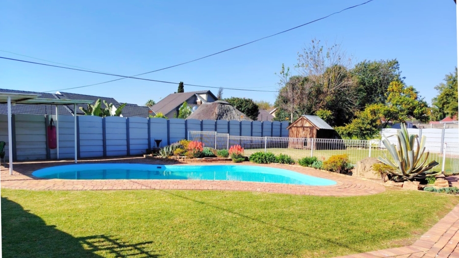 4 Bedroom Property for Sale in Parkrand Gauteng