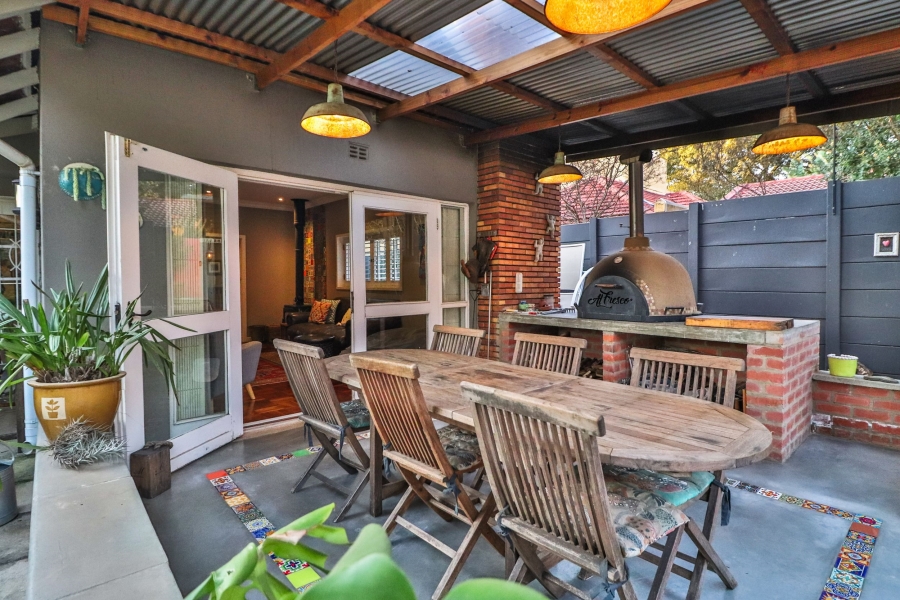4 Bedroom Property for Sale in Linden Gauteng