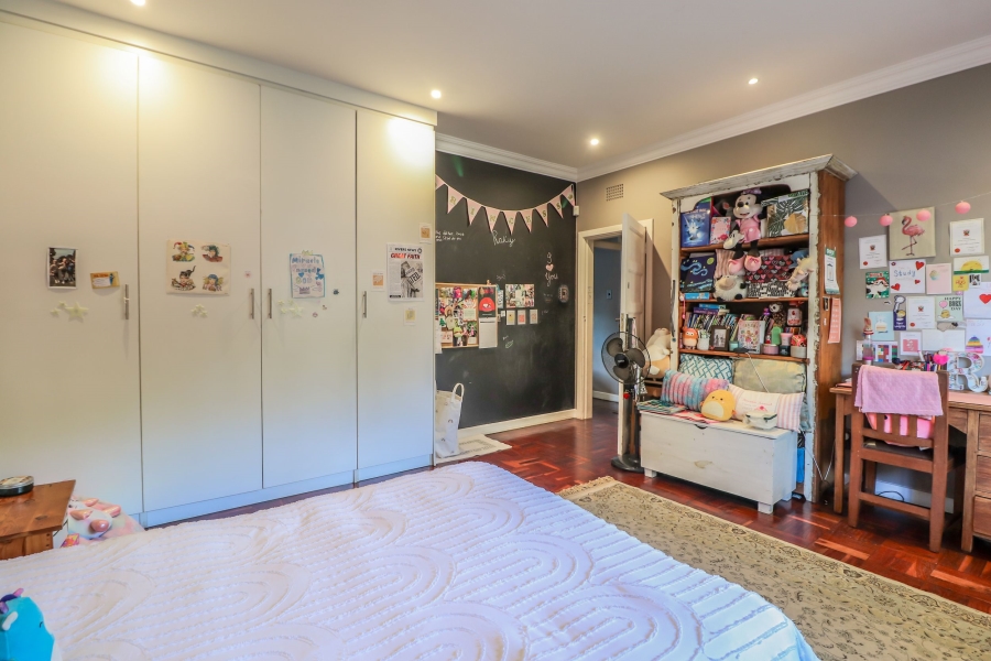 4 Bedroom Property for Sale in Linden Gauteng