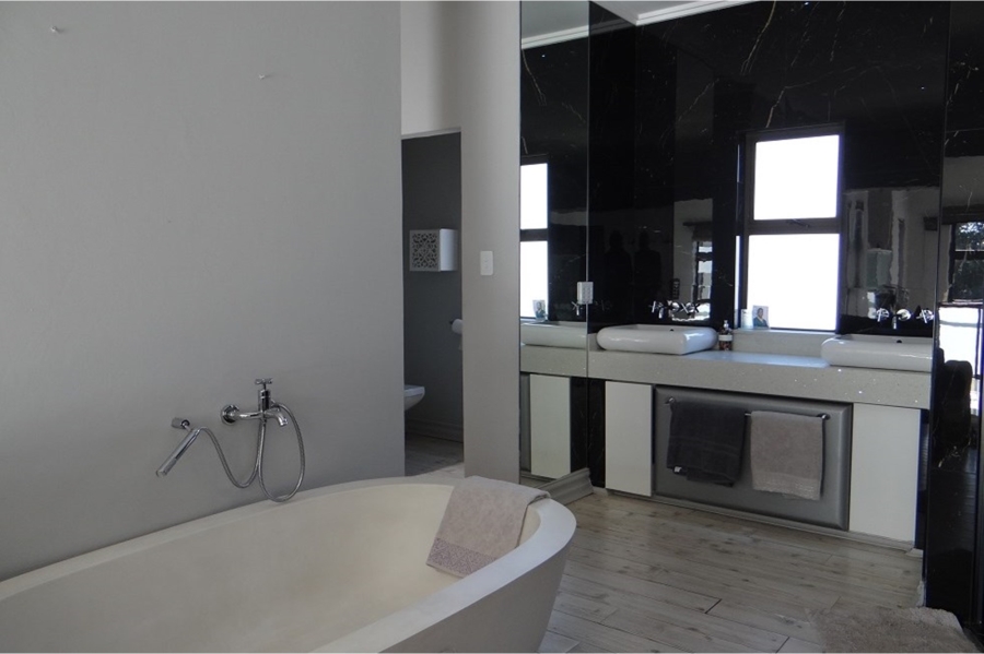 4 Bedroom Property for Sale in Midlands Estate Gauteng