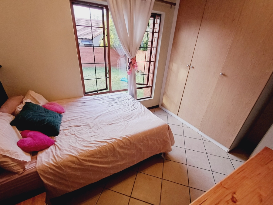 2 Bedroom Property for Sale in Moreleta Park Gauteng