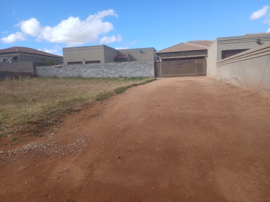 0 Bedroom Property for Sale in Mohlakeng Gauteng