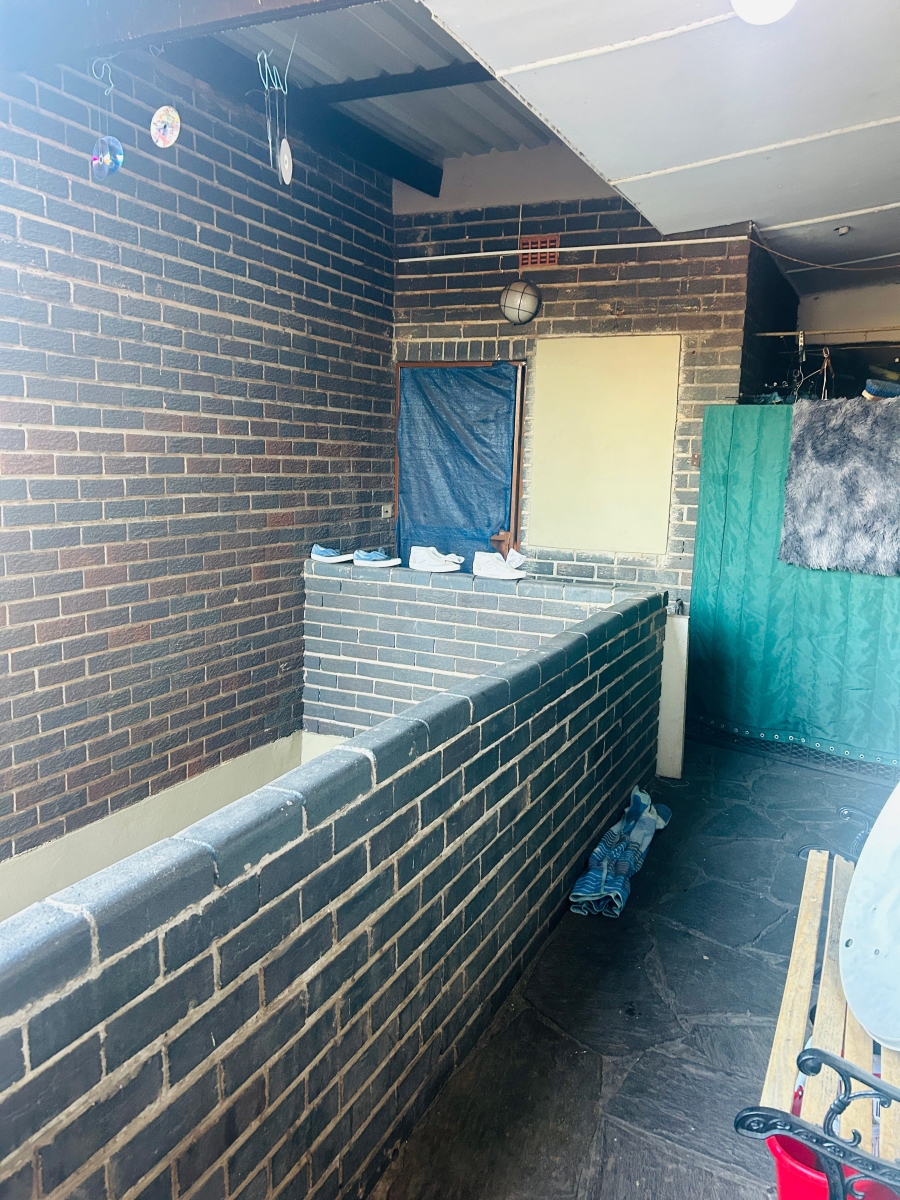 To Let 1 Bedroom Property for Rent in Brakpan Central Gauteng