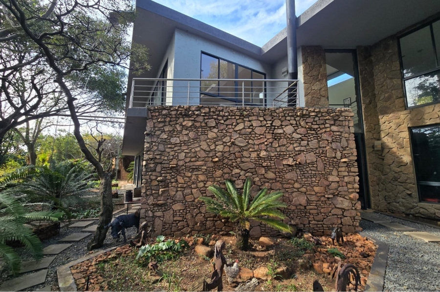 4 Bedroom Property for Sale in Magalieskruin Gauteng