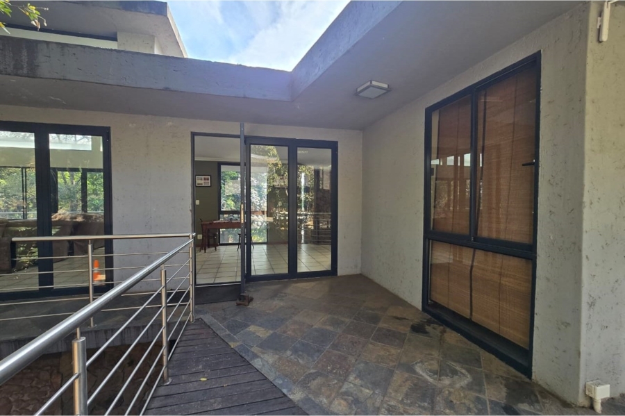 4 Bedroom Property for Sale in Magalieskruin Gauteng