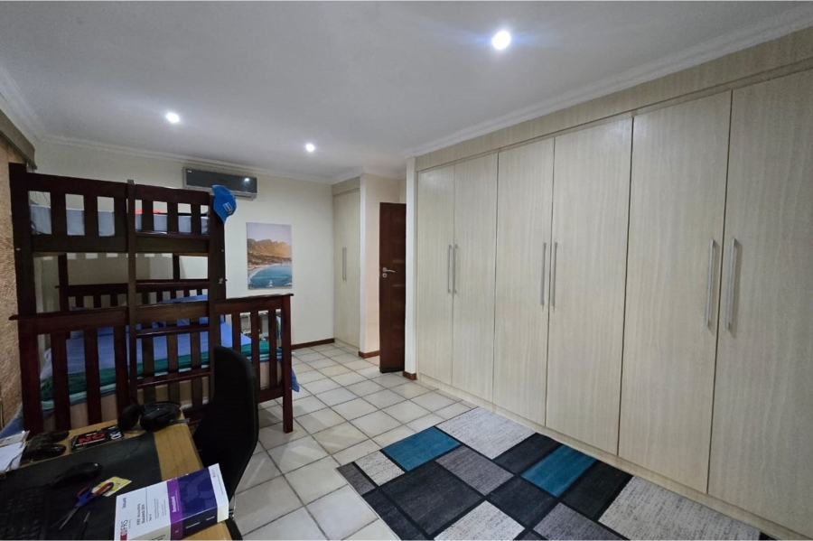 4 Bedroom Property for Sale in Magalieskruin Gauteng