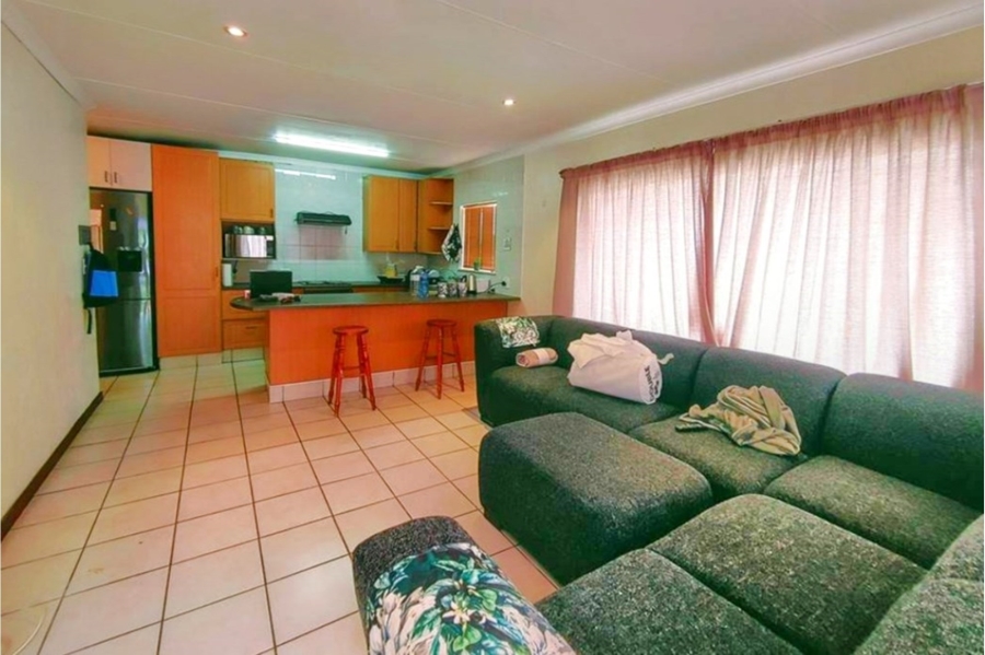 To Let 1 Bedroom Property for Rent in Van Riebeeck Park Gauteng