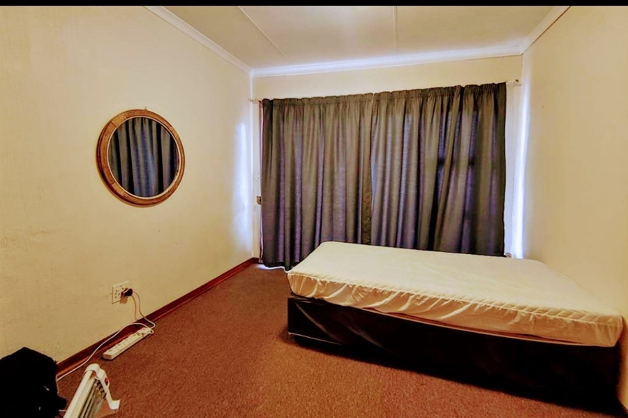 To Let 1 Bedroom Property for Rent in Van Riebeeck Park Gauteng