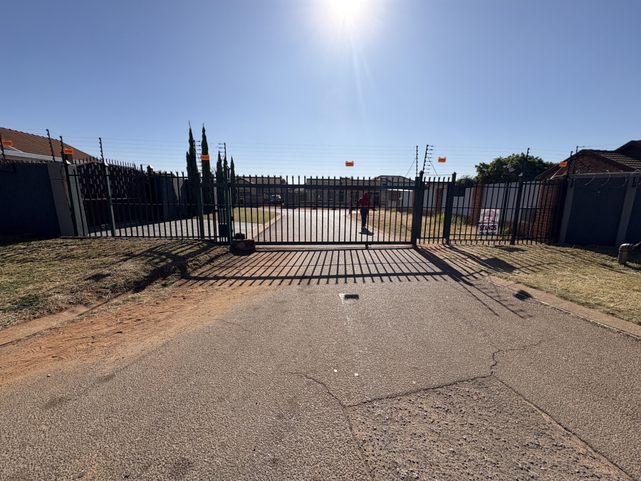 0 Bedroom Property for Sale in The Orchards Gauteng