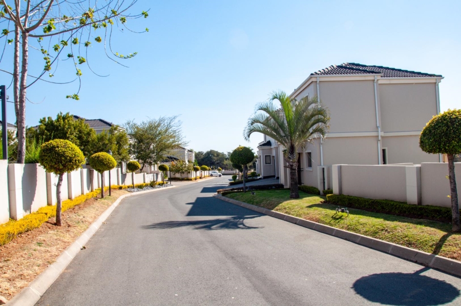 To Let 4 Bedroom Property for Rent in Carlswald Gauteng