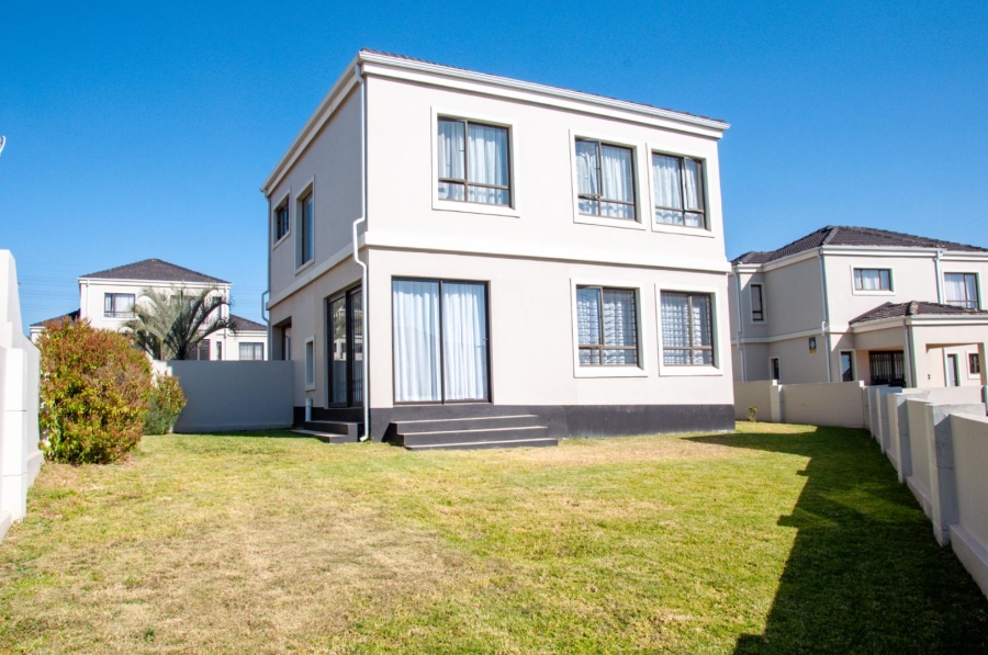 To Let 4 Bedroom Property for Rent in Carlswald Gauteng