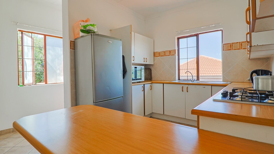 3 Bedroom Property for Sale in Bassonia Gauteng