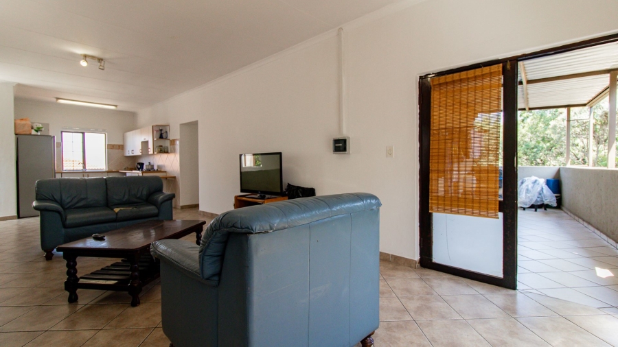 3 Bedroom Property for Sale in Bassonia Gauteng