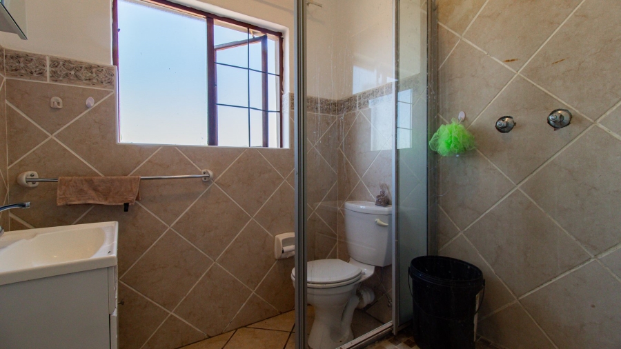 3 Bedroom Property for Sale in Bassonia Gauteng