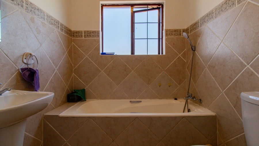 3 Bedroom Property for Sale in Bassonia Gauteng