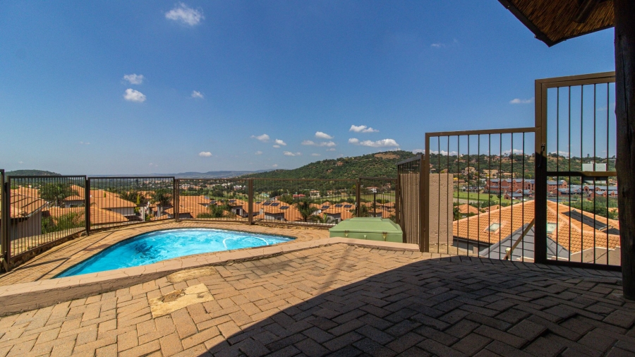 3 Bedroom Property for Sale in Bassonia Gauteng