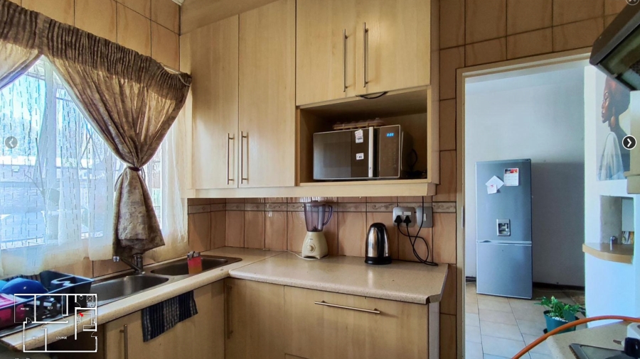 2 Bedroom Property for Sale in Benoni Central Gauteng