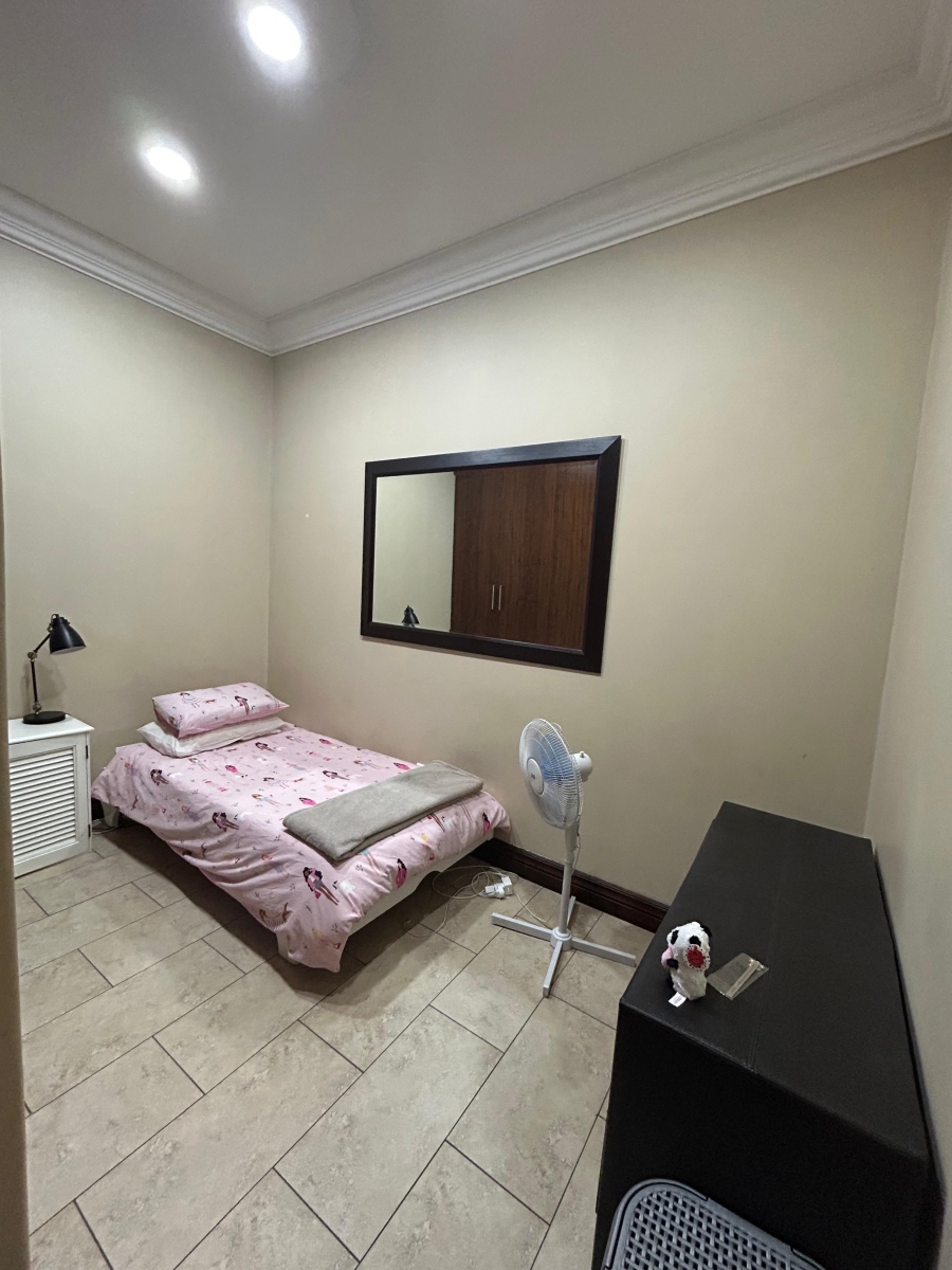 To Let 1 Bedroom Property for Rent in Roodepoort Gauteng